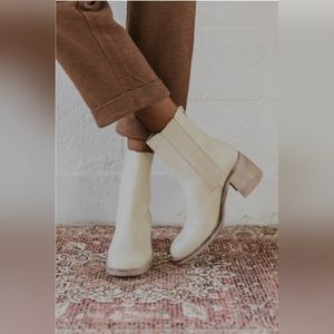Free People Essential Chelsea Boot